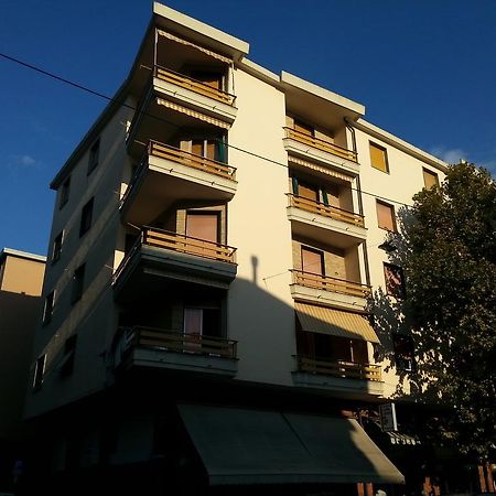 דירות אלביסולה סופריורה Casa Al Mare מראה חיצוני תמונה